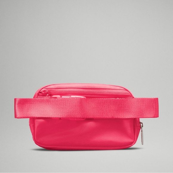 NEW LULULEMON EVERYWHERE BELT BAG COLOR GLAZE PINK - Picture 2 of 7